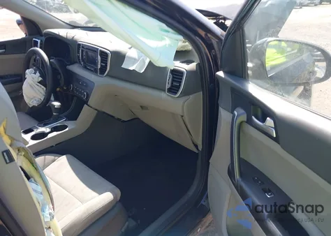 2019 Kia Sportage Lx z USA, uszkodzony, nr VIN KNDPMCAC4K7619661